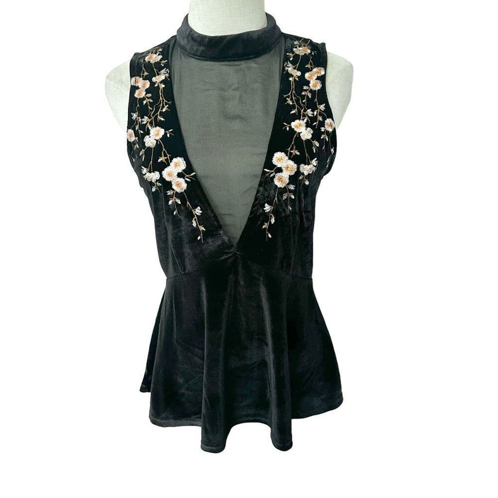 Sugar Lips Rebekah velvet sleeveless embroidered top